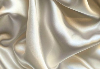 Vải Satin – Chất liệu của ánh sáng và sự mềm mại